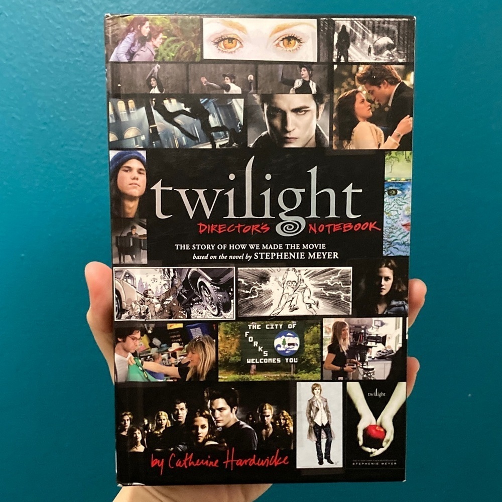 Twilight Director's Notebook - Picture 1 of 2